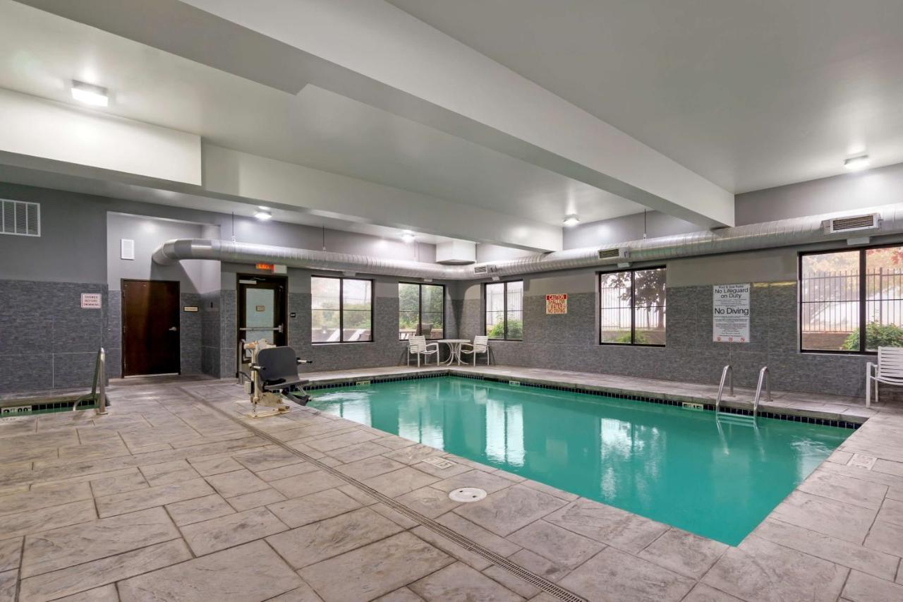 Best Western Plus Lacey Inn & Suites מראה חיצוני תמונה